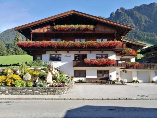 Haus Theresia Hotel Alpbach Exterior photo